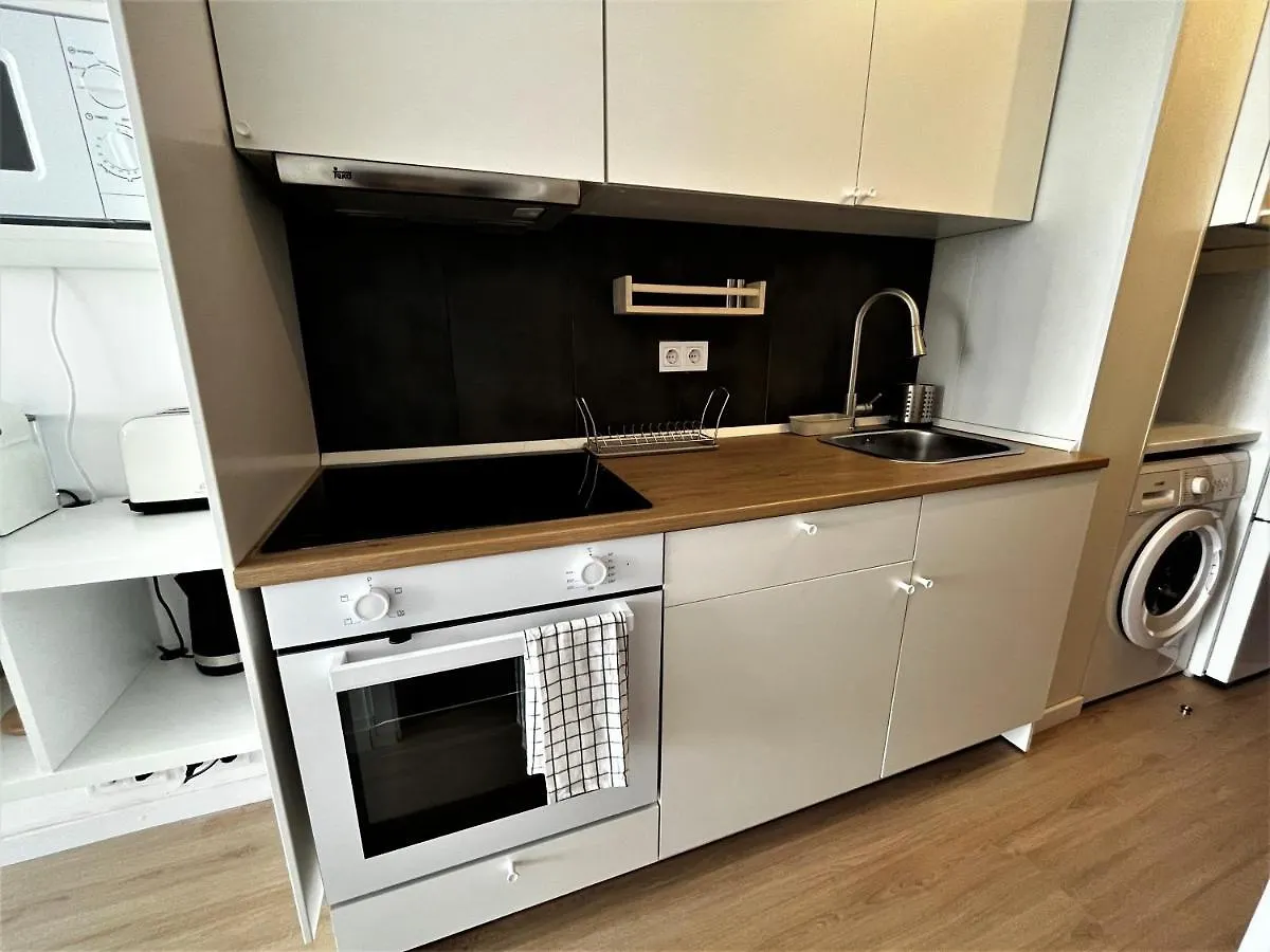 Lim2 - Nuevo, 1 Dorm, Wifi, Centro 5 Min, Playa 10 Min Apartment Torremolinos 0*,  Spain